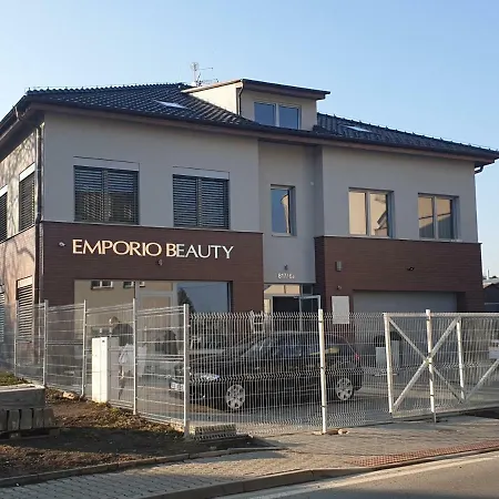 Wellness Apartmany Emporio Lostice Exterior photo