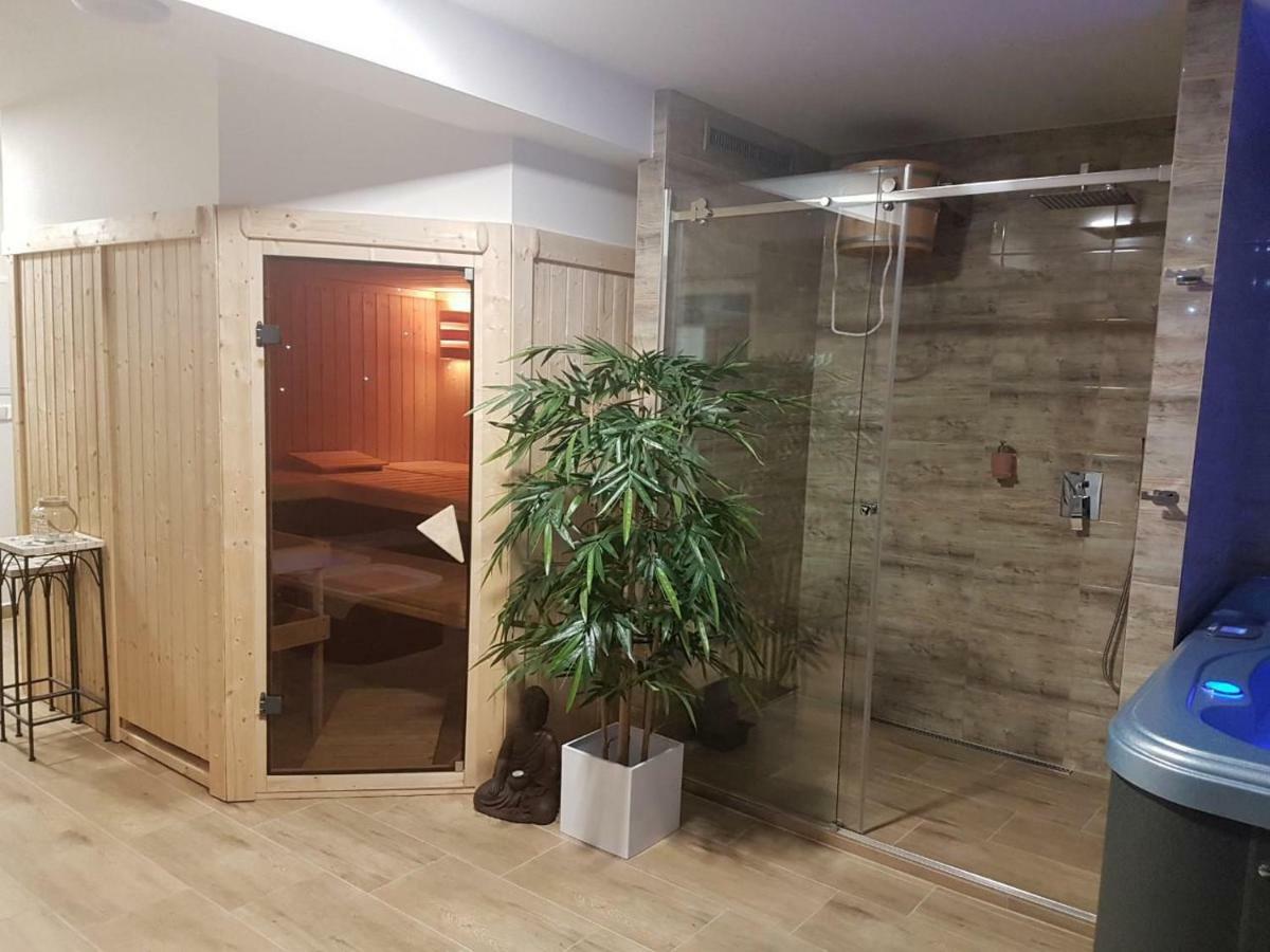 Apartment Wellness Emporio *